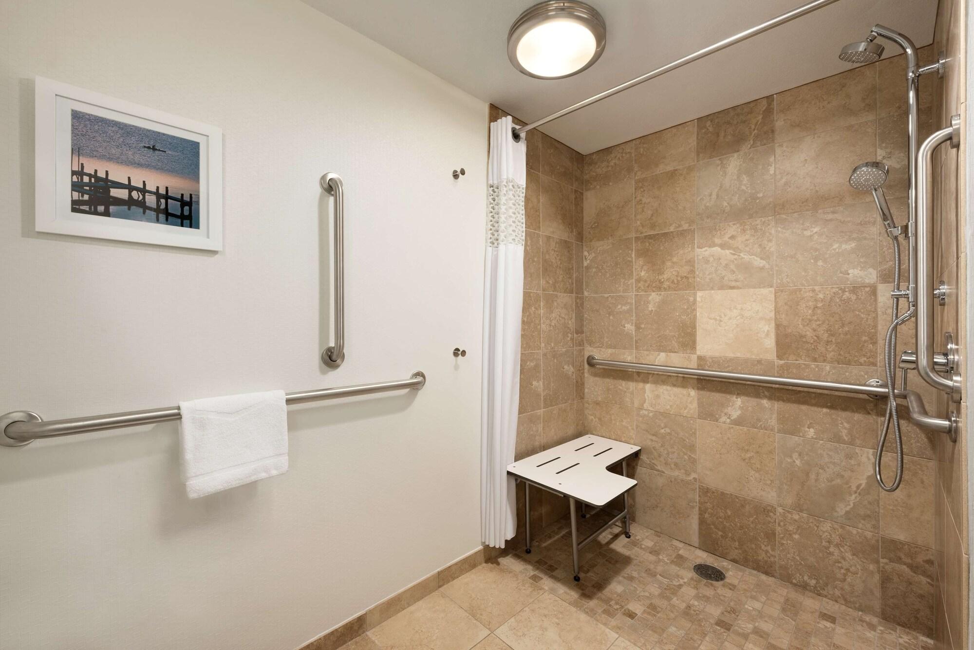 Hampton Inn Appleton-Fox River Mall Area Εξωτερικό φωτογραφία