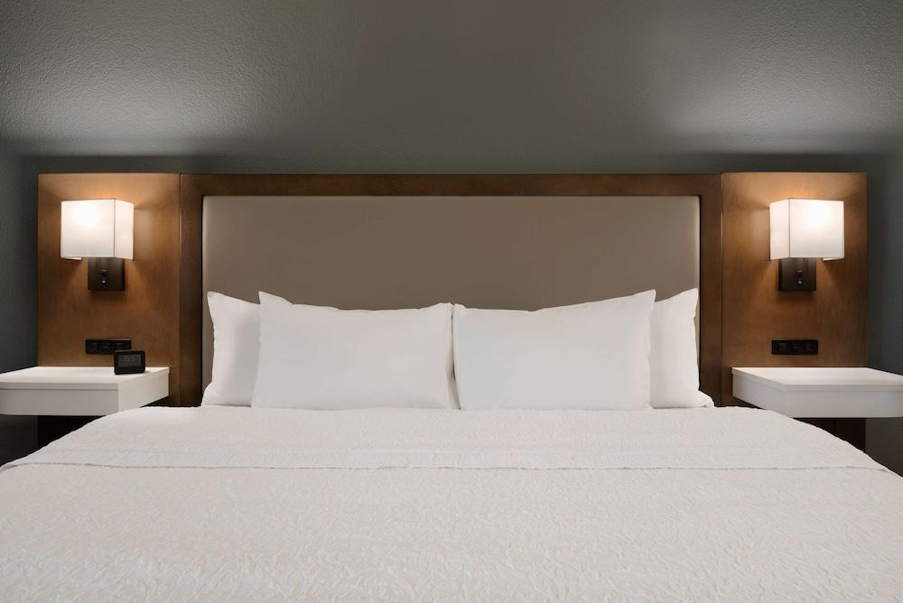 Hampton Inn Appleton-Fox River Mall Area Εξωτερικό φωτογραφία