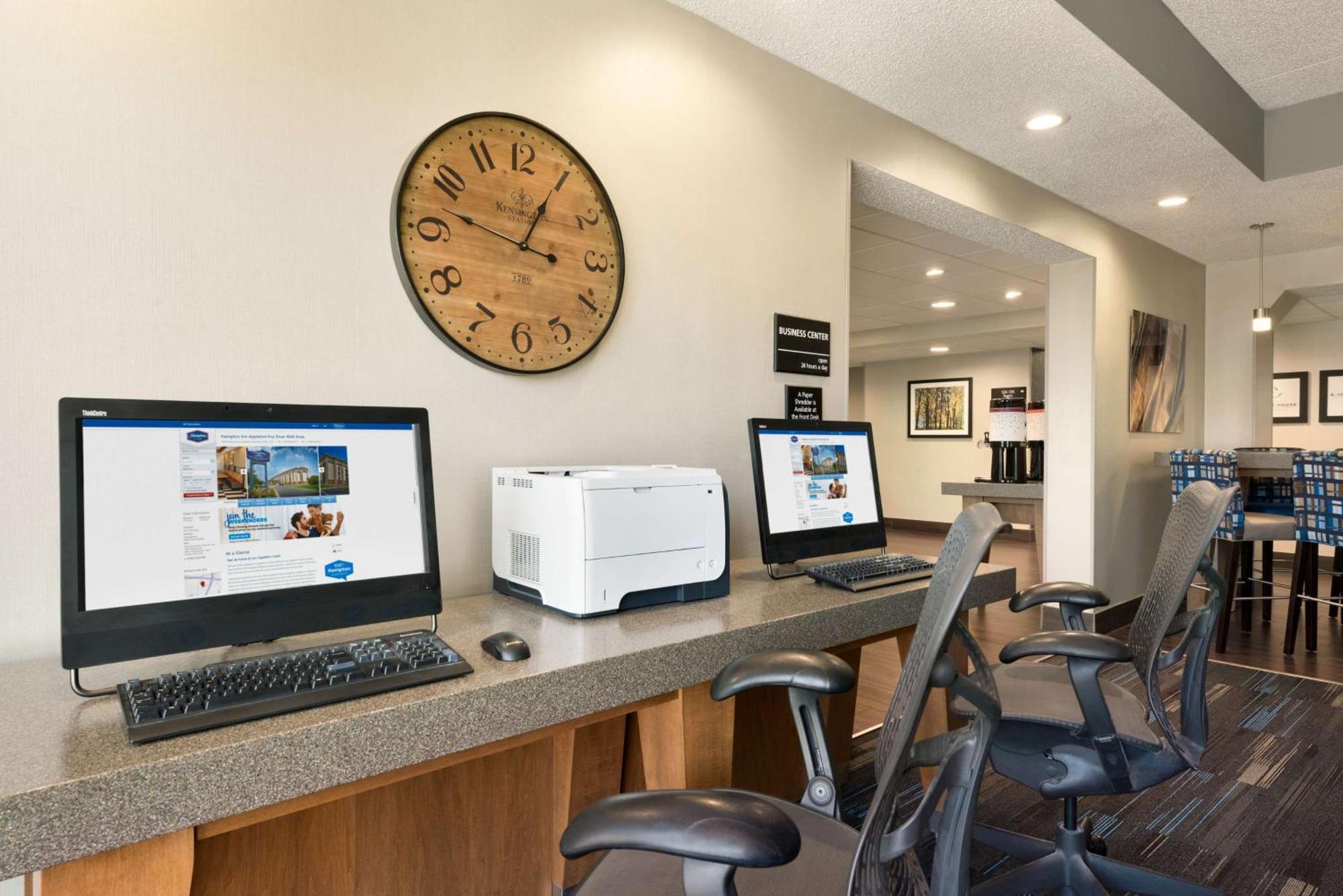 Hampton Inn Appleton-Fox River Mall Area Εξωτερικό φωτογραφία